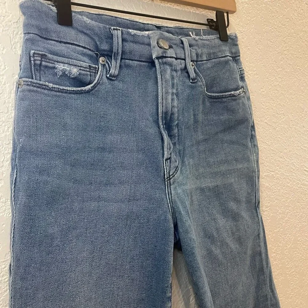 Good American Good Straight Cropped Raw Hem Light Wash Jeans Size‎ 6/28